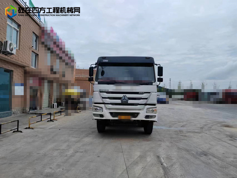 https://images.tongzsf.com/tong/truck_machine/20240222/165d6a2c726cf4.jpg