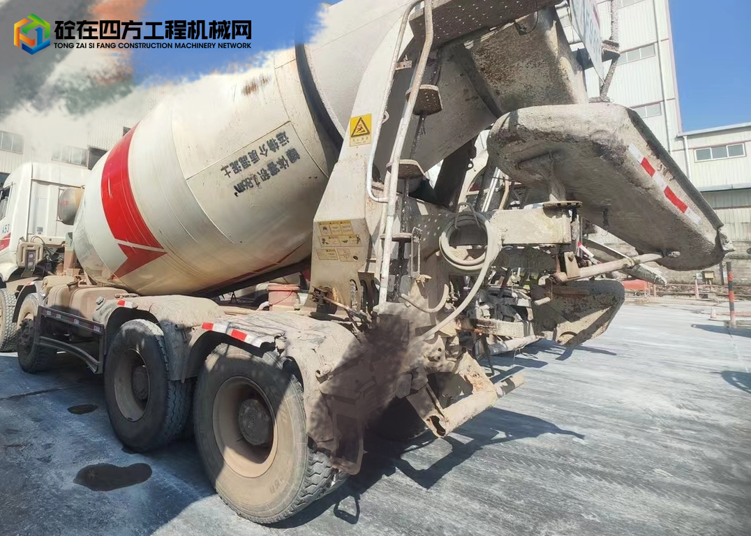 https://images.tongzsf.com/tong/truck_machine/20240222/165d6fe33f28cd.jpg