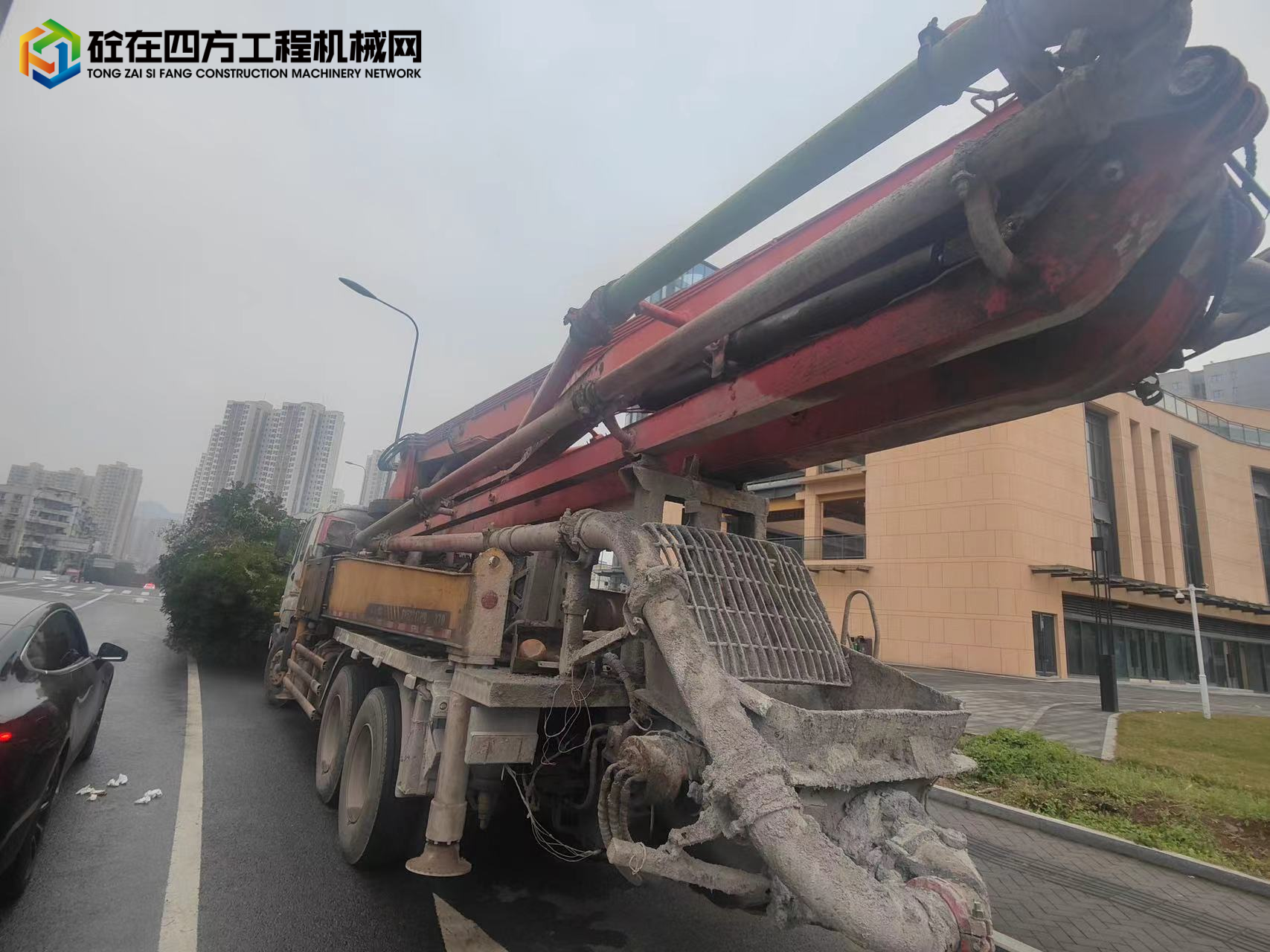 https://images.tongzsf.com/tong/truck_machine/20240225/165db0e580ec71.jpg