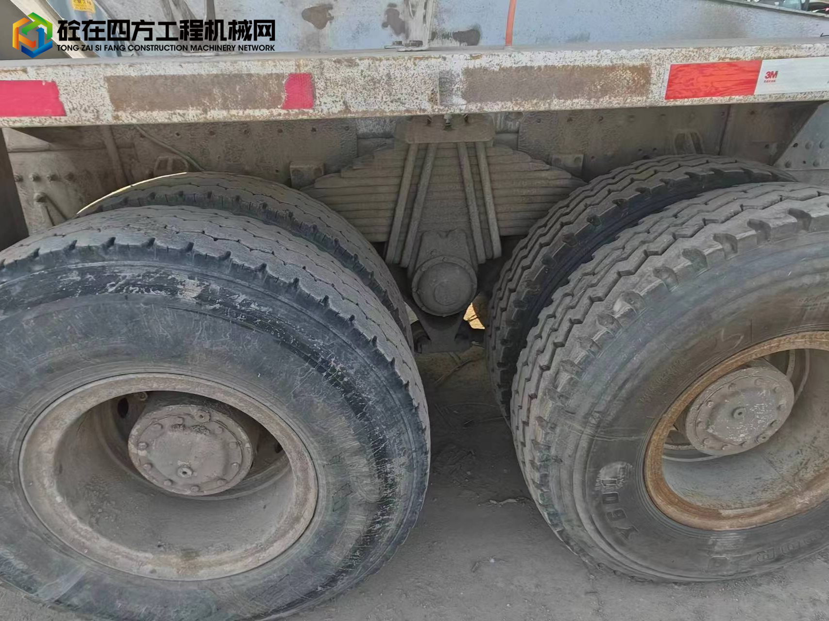 https://images.tongzsf.com/tong/truck_machine/20240301/165e178bb55586.jpg