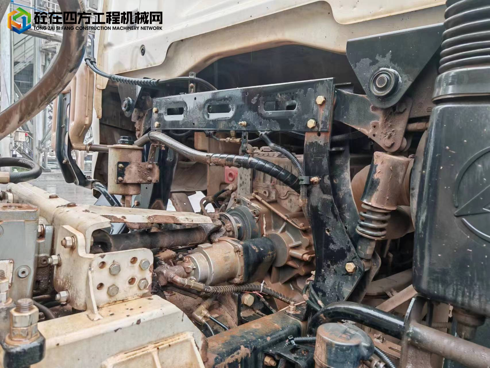 https://images.tongzsf.com/tong/truck_machine/20240318/165f7a8a1e84b2.jpg