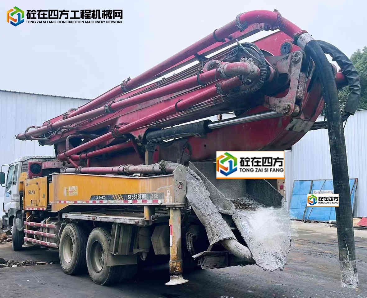 https://images.tongzsf.com/tong/truck_machine/20240318/165f7e8ffb7da5.jpg