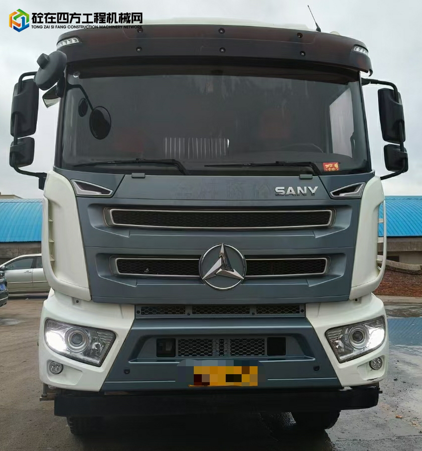 https://images.tongzsf.com/tong/truck_machine/20240319/165f8f32ccf8b8.jpg