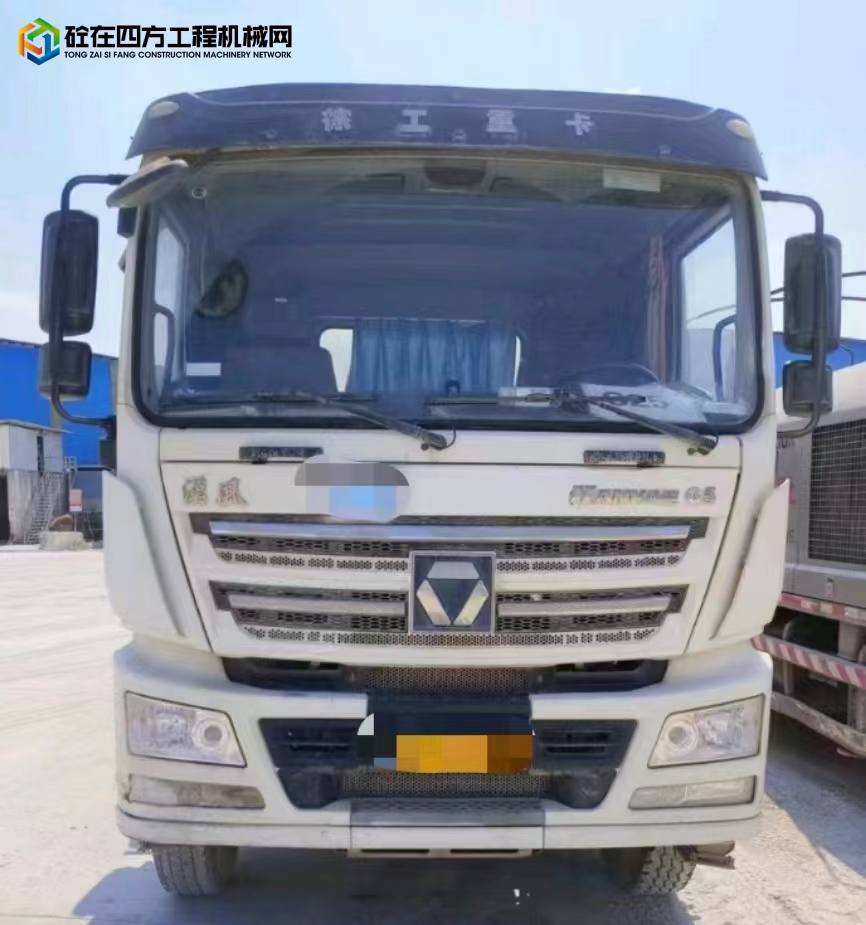 https://images.tongzsf.com/tong/truck_machine/20240329/16606769a229fa.jpg