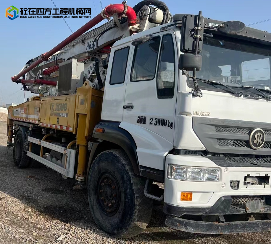 https://images.tongzsf.com/tong/truck_machine/20240329/166068a9969a52.jpg
