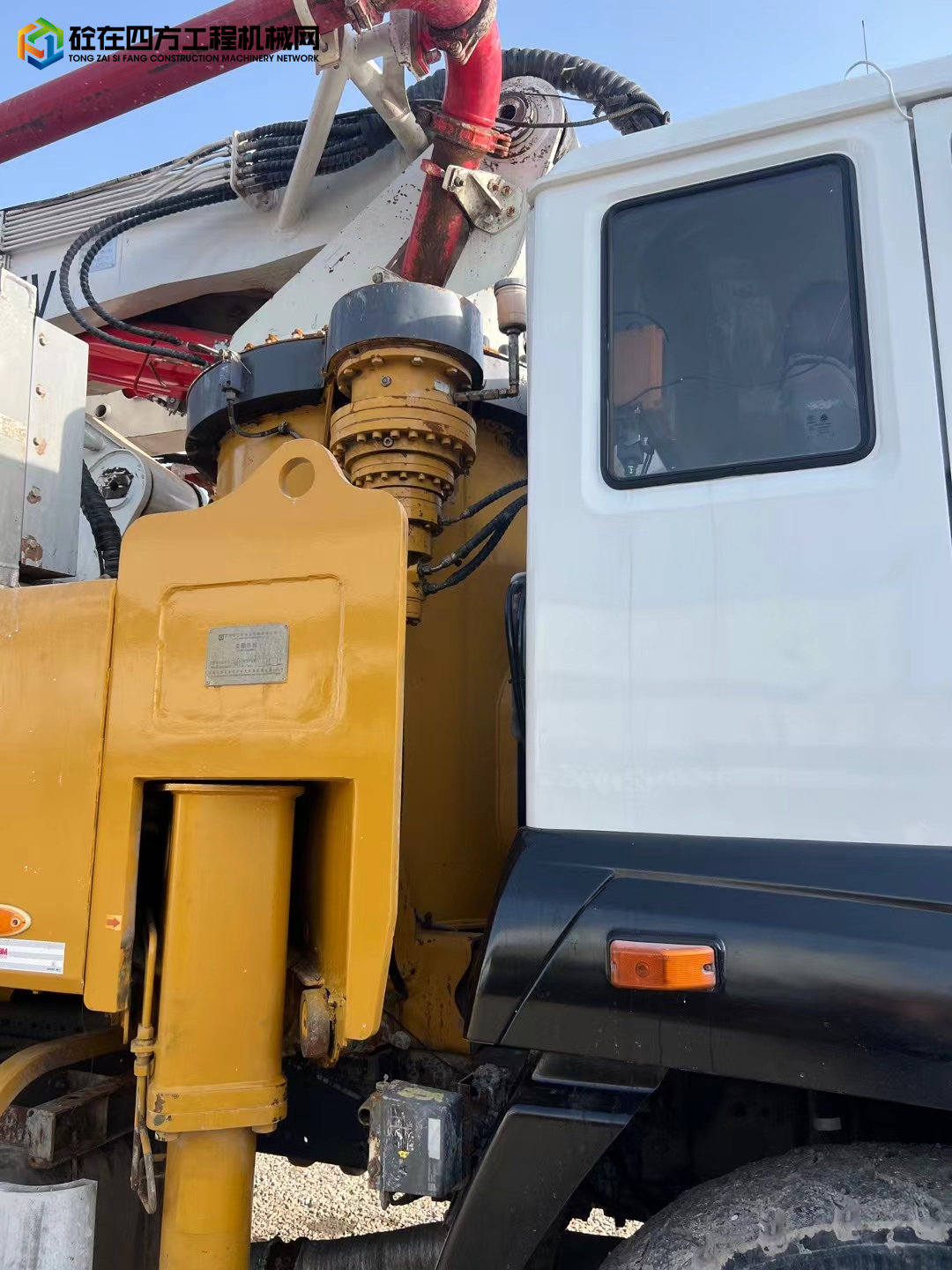 https://images.tongzsf.com/tong/truck_machine/20240329/166068a9b42956.jpg