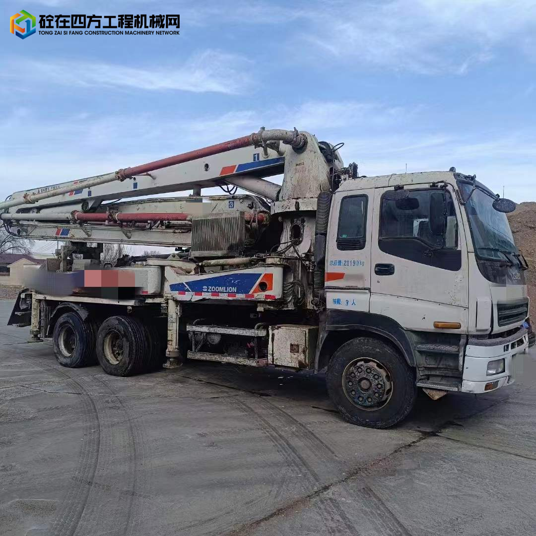 https://images.tongzsf.com/tong/truck_machine/20240412/16618ea77ee7e1.jpg