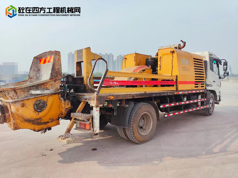 https://images.tongzsf.com/tong/truck_machine/20240415/1661ca1c29bdbd.jpg