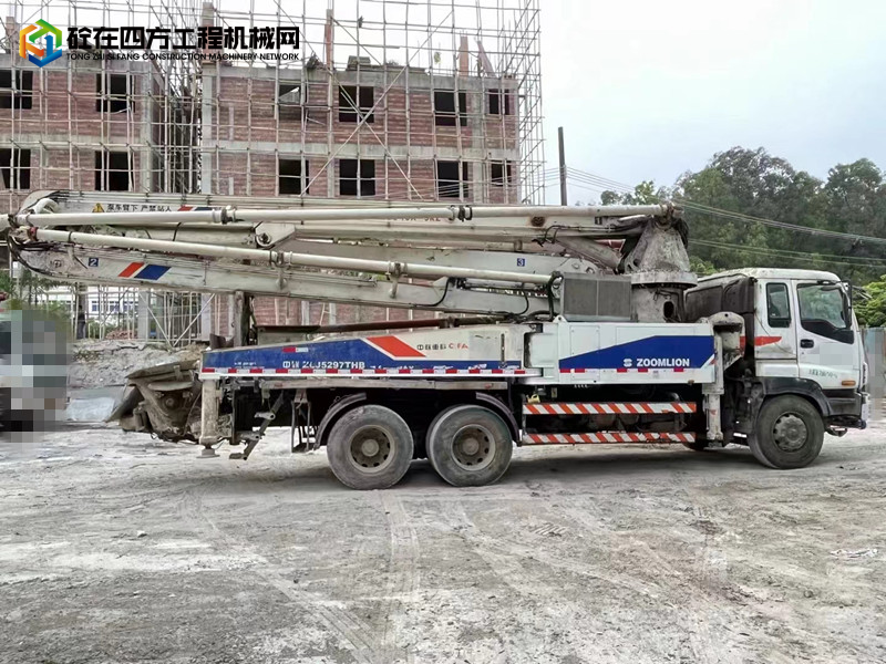 https://images.tongzsf.com/tong/truck_machine/20240415/1661cf81797b44.jpg
