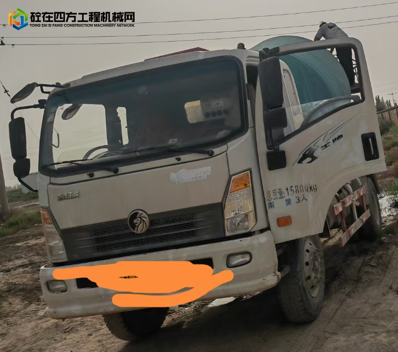 https://images.tongzsf.com/tong/truck_machine/20240522/1664d55b146801.jpg