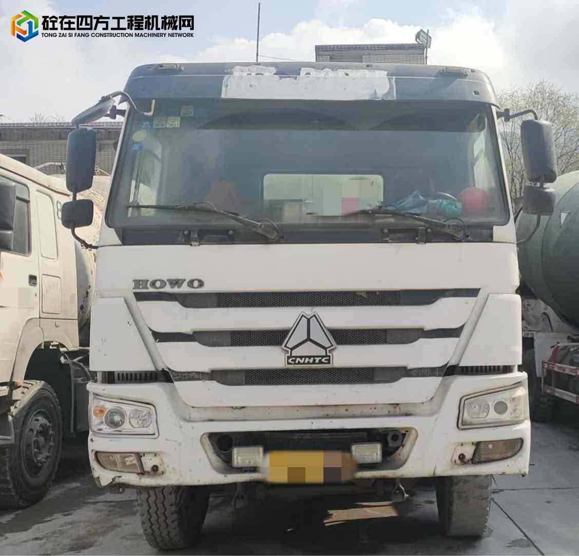 https://images.tongzsf.com/tong/truck_machine/20240527/166543b14ba777.jpg