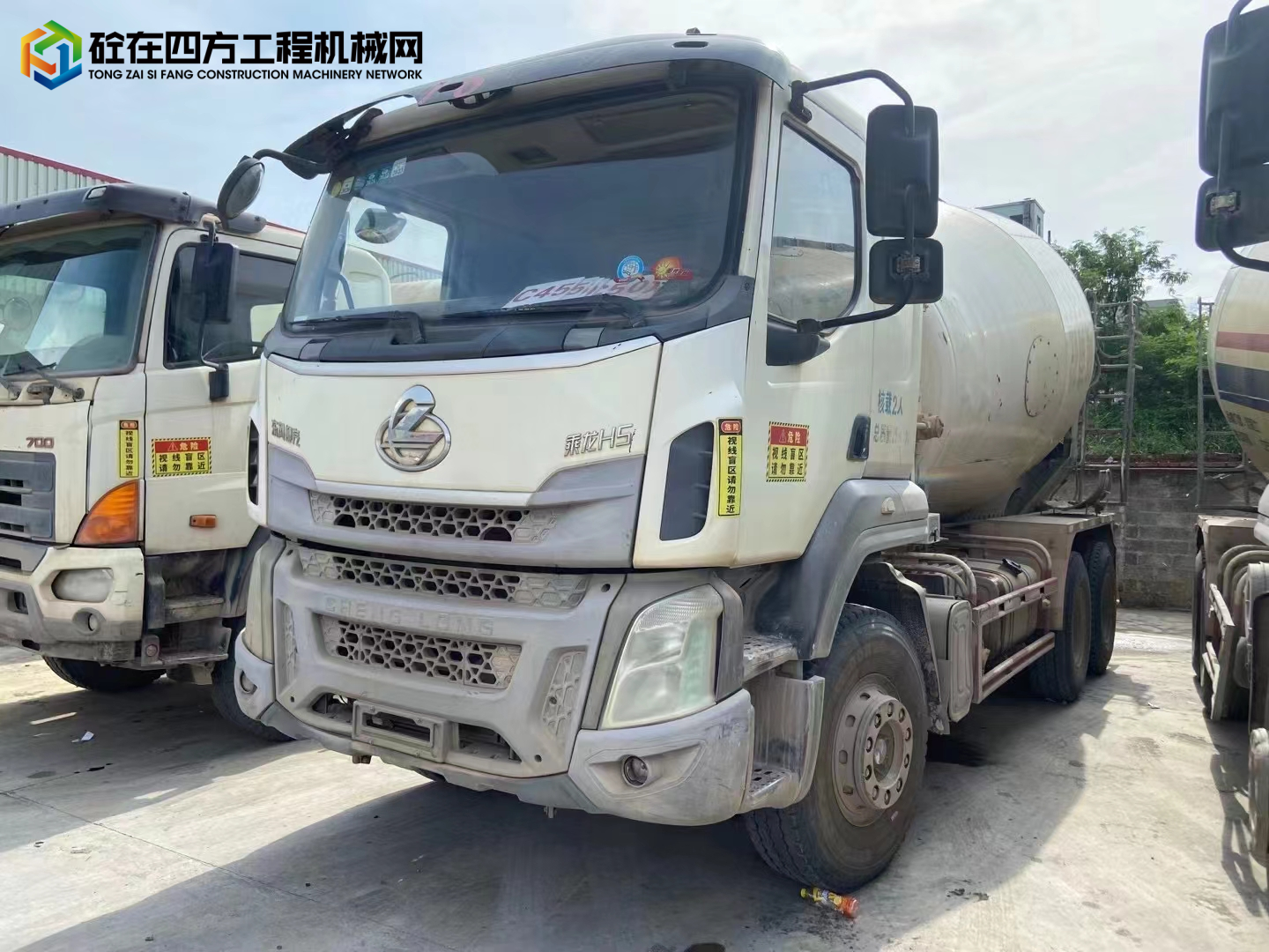 https://images.tongzsf.com/tong/truck_machine/20240605/1665fcfd16ce61.jpg