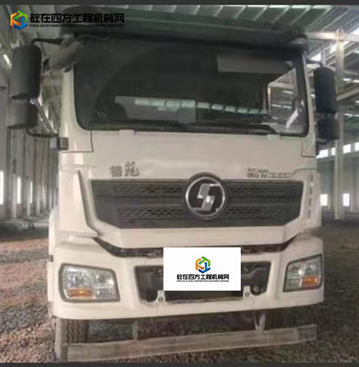 https://images.tongzsf.com/tong/truck_machine/20240617/1666fb2cfd1b86.jpg