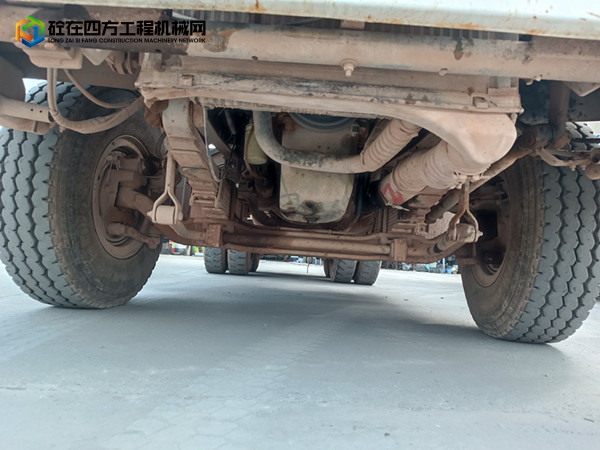https://images.tongzsf.com/tong/truck_machine/20240624/16678e35463952.jpg