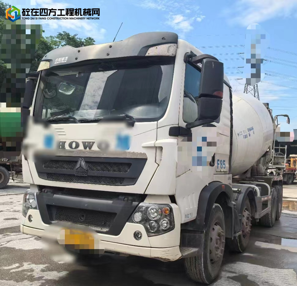 https://images.tongzsf.com/tong/truck_machine/20240627/1667cd96b0c936.jpg