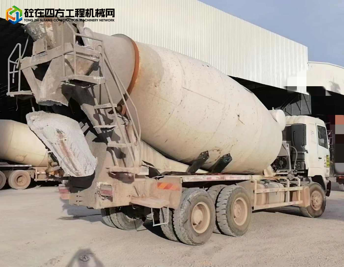 https://images.tongzsf.com/tong/truck_machine/20240627/1667d1c4cb8cd5.jpg