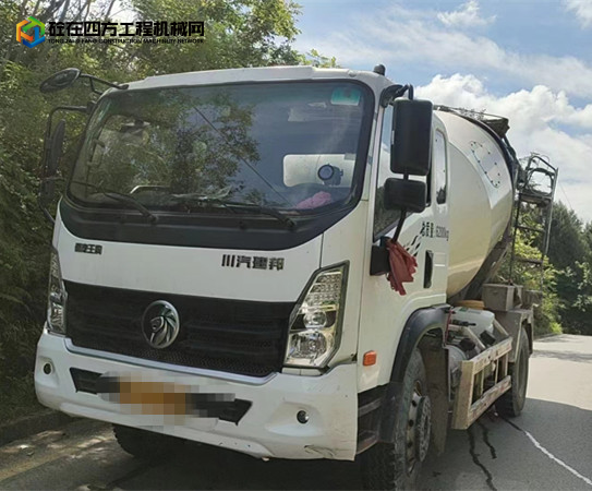 https://images.tongzsf.com/tong/truck_machine/20240718/16698917eb5d33.jpg