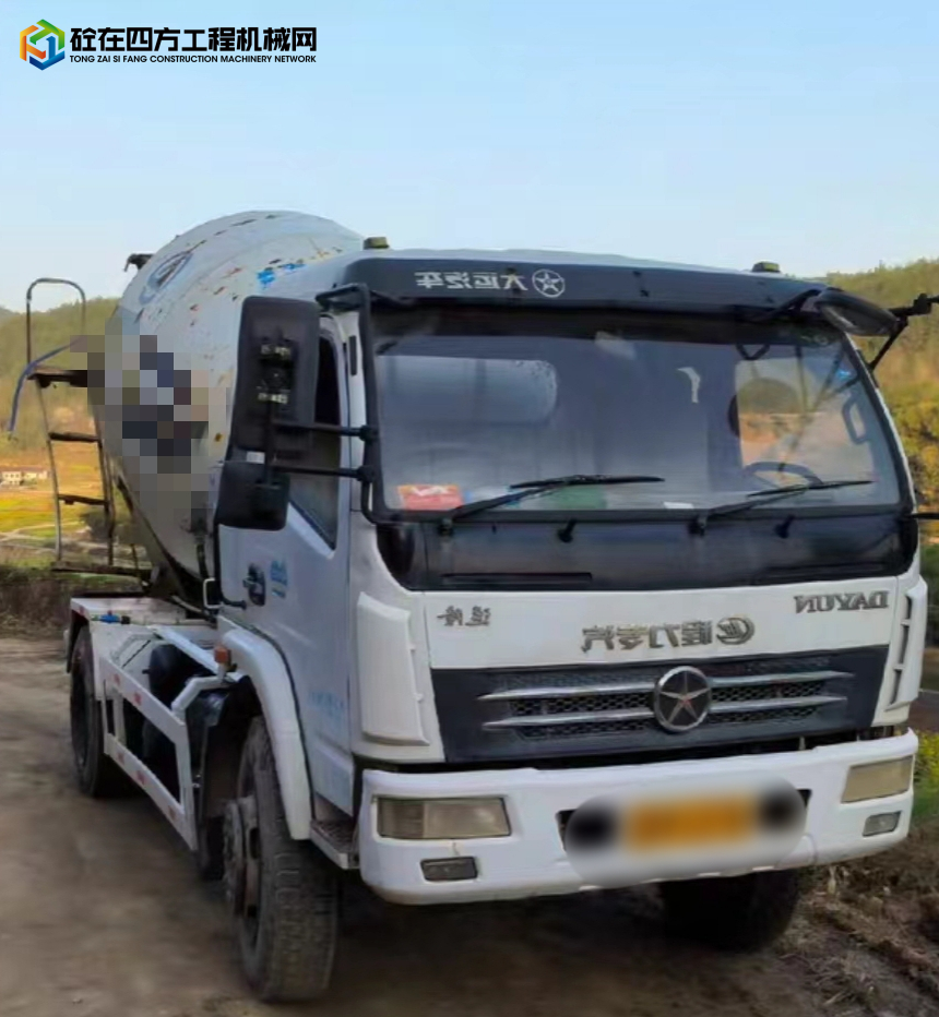 https://images.tongzsf.com/tong/truck_machine/20240719/1669a07a30eb00.jpg