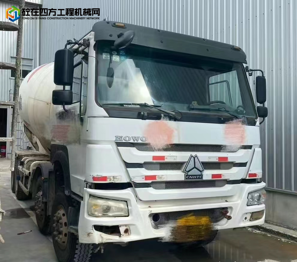 https://images.tongzsf.com/tong/truck_machine/20240723/1669f6b7992a68.jpg