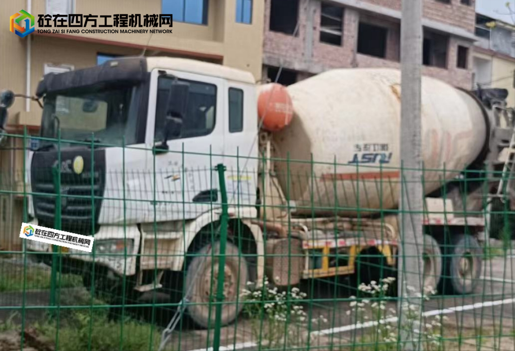 https://images.tongzsf.com/tong/truck_machine/20240730/166a8936e8ccd2.jpg