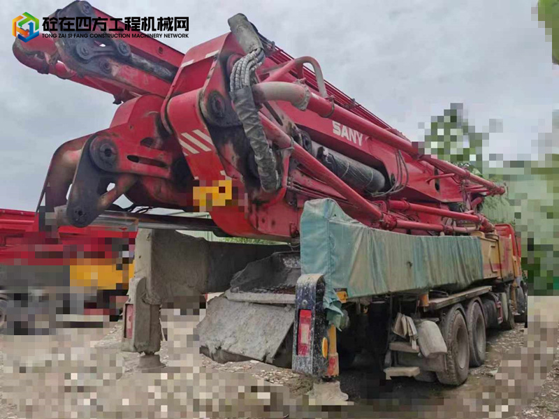 https://images.tongzsf.com/tong/truck_machine/20240812/166b9dcefdeace.jpg