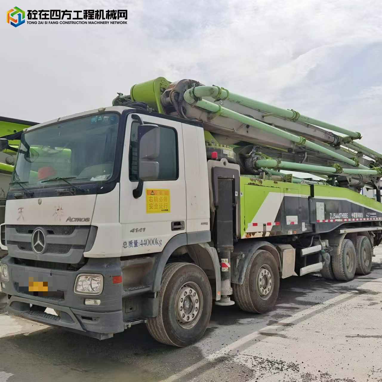 https://images.tongzsf.com/tong/truck_machine/20240813/166bb0d2927d70.jpg