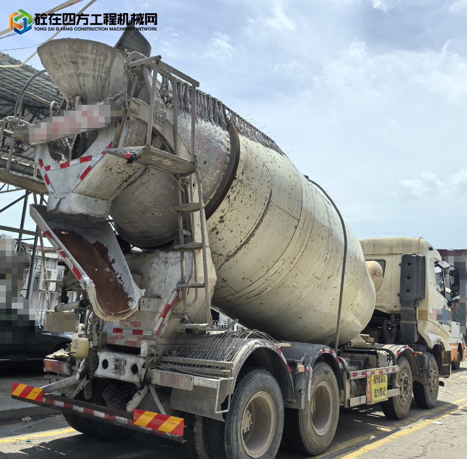 https://images.tongzsf.com/tong/truck_machine/20240814/166bc5cf44c833.png