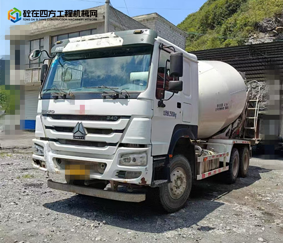 https://images.tongzsf.com/tong/truck_machine/20240820/166c43b60b8675.jpg