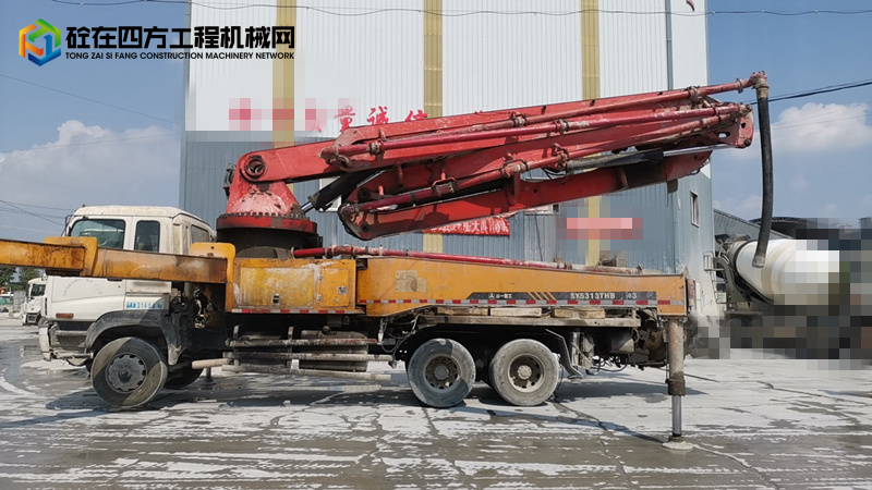 https://images.tongzsf.com/tong/truck_machine/20240822/166c6db91a24a1.jpg