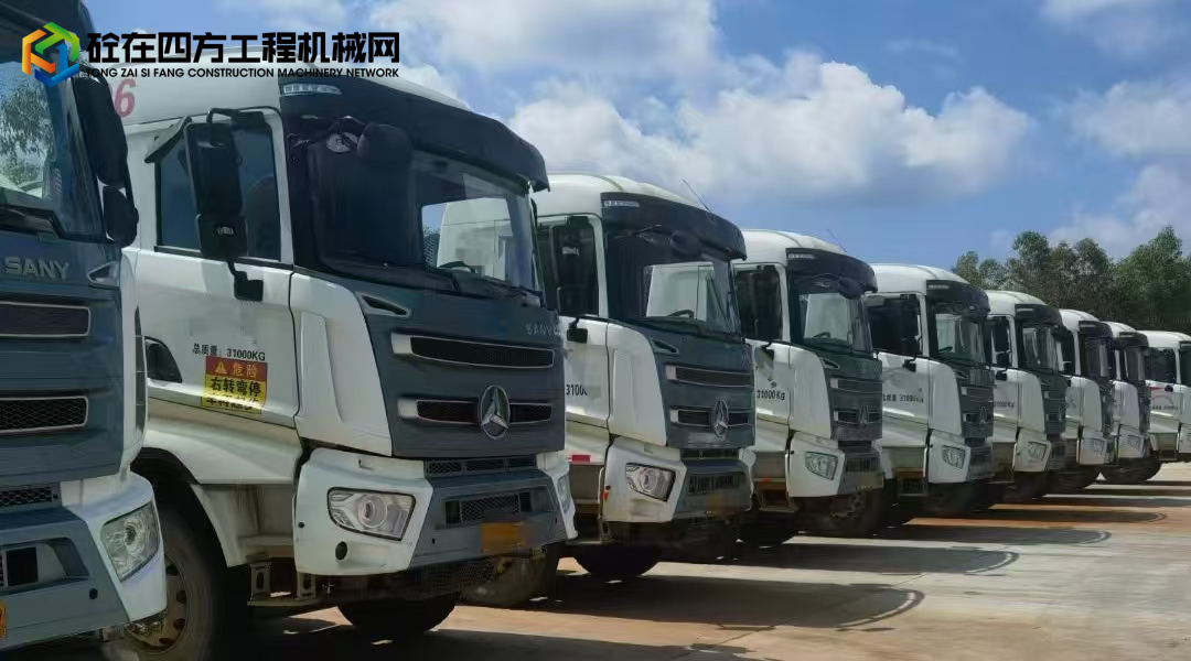 https://images.tongzsf.com/tong/truck_machine/20240826/166cc1a412bafe.jpg