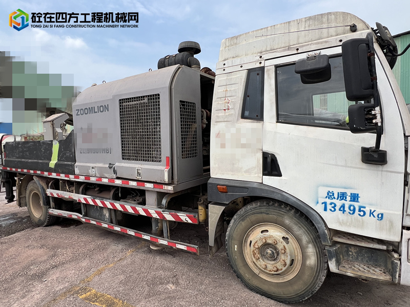 https://images.tongzsf.com/tong/truck_machine/20240902/166d51a2f37184.jpg