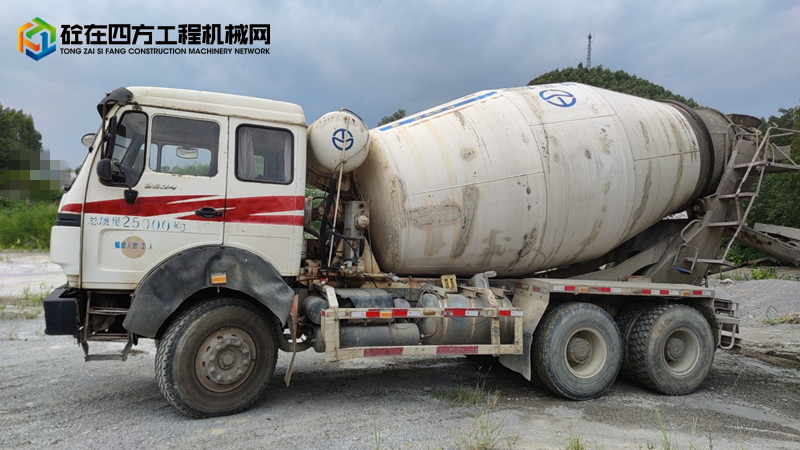 https://images.tongzsf.com/tong/truck_machine/20240906/166da683f70494.jpg