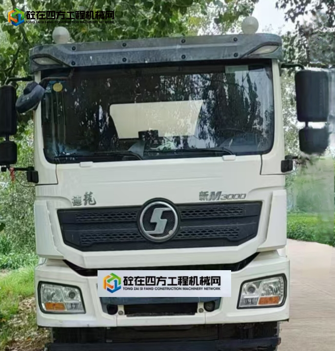 https://images.tongzsf.com/tong/truck_machine/20240906/166da7c2085614.jpg