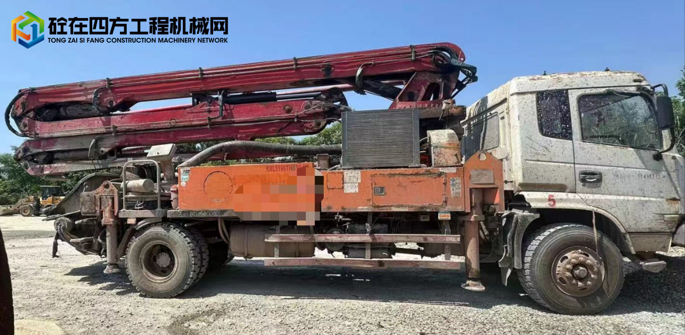 https://images.tongzsf.com/tong/truck_machine/20240911/166e0f00e74fd3.jpg