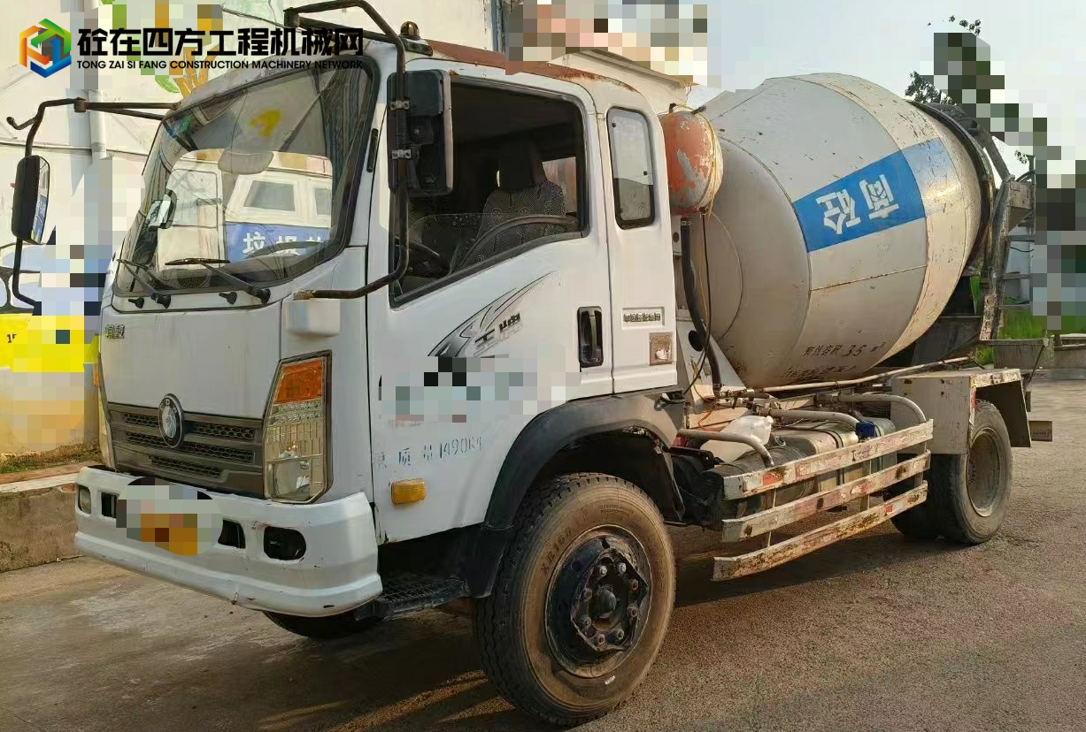 https://images.tongzsf.com/tong/truck_machine/20240912/166e2b667df05a.jpg