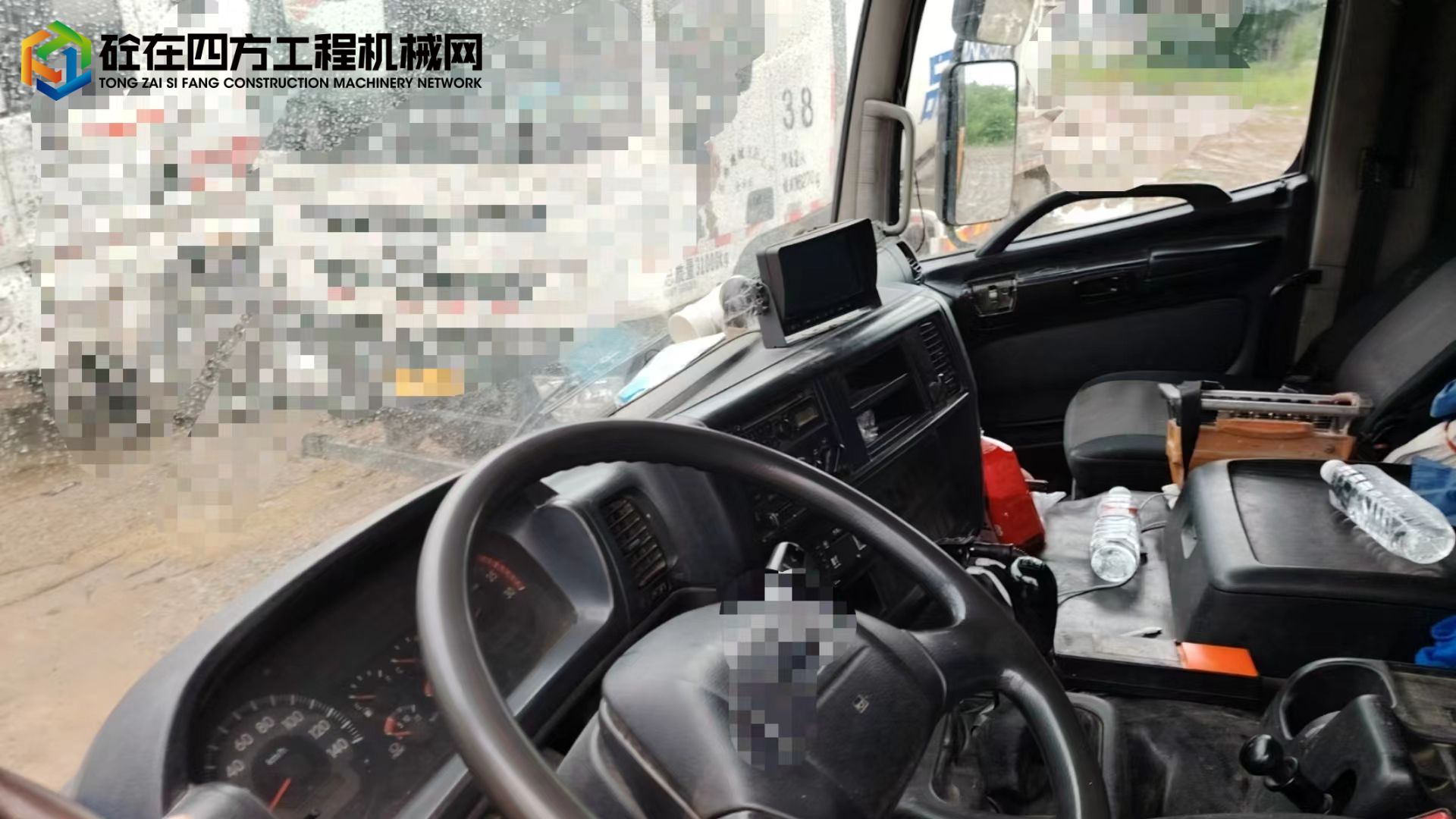 https://images.tongzsf.com/tong/truck_machine/20240913/166e39d0fcd8a2.jpg