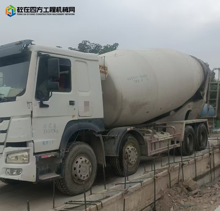 https://images.tongzsf.com/tong/truck_machine/20240918/166ea6cb9ecbd1.jpg