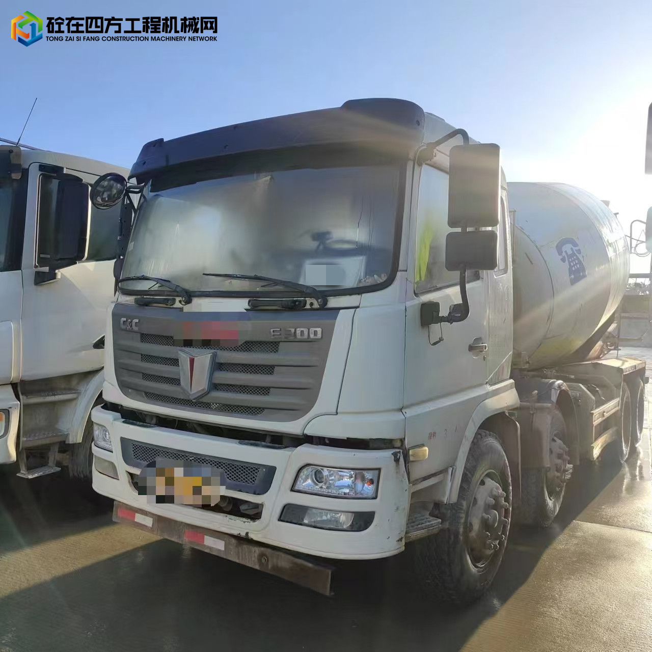 https://images.tongzsf.com/tong/truck_machine/20240919/166eb9af4a5080.jpg