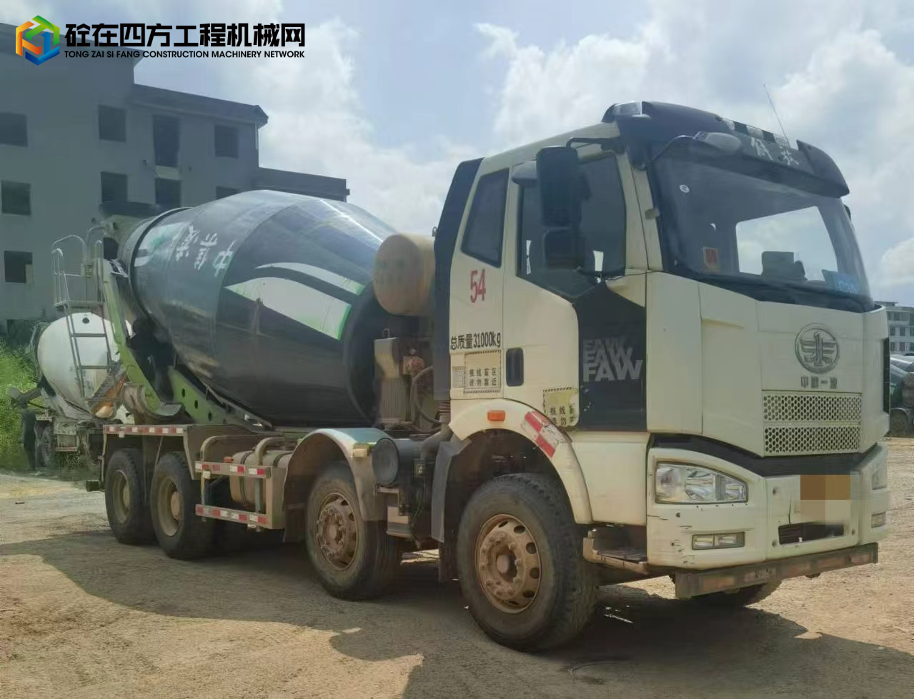 https://images.tongzsf.com/tong/truck_machine/20240923/166f0c6fd786a8.jpg
