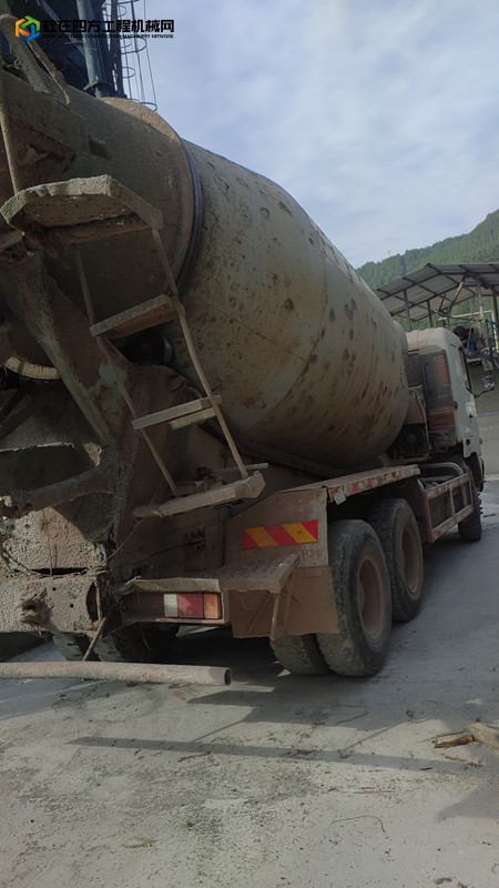 https://images.tongzsf.com/tong/truck_machine/20240924/166f2151264892.jpg