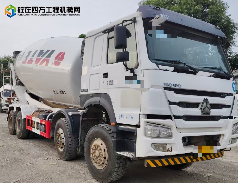 https://images.tongzsf.com/tong/truck_machine/20240928/166f7f34191e99.jpg