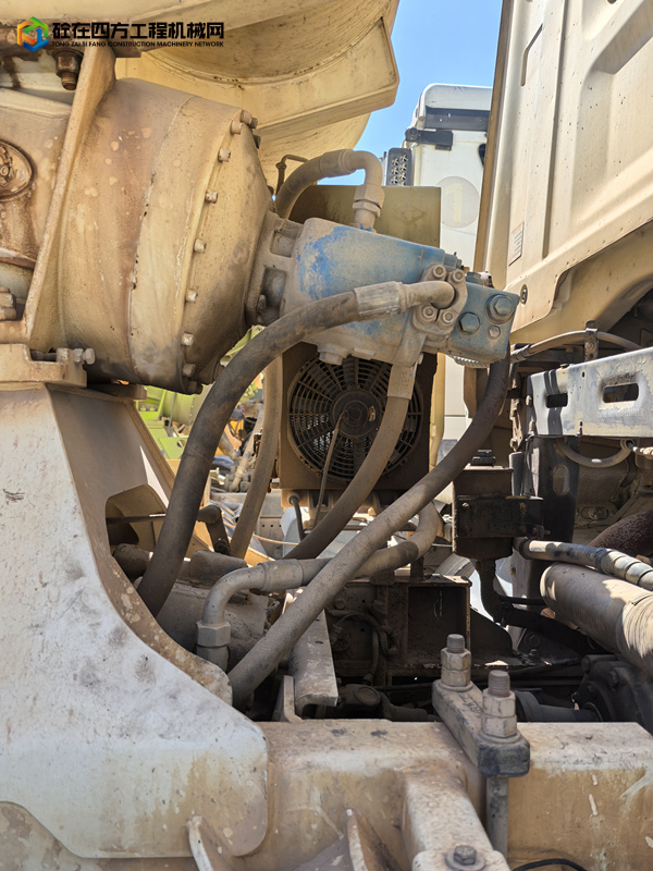 https://images.tongzsf.com/tong/truck_machine/20241008/16704980c20bdc.jpg