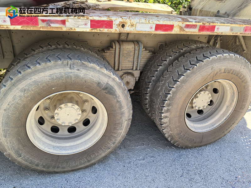 https://images.tongzsf.com/tong/truck_machine/20241008/1670498167b345.jpg