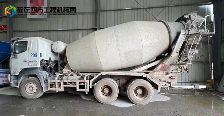 https://images.tongzsf.com/tong/truck_machine/20241008/16704f910e58ac.jpg