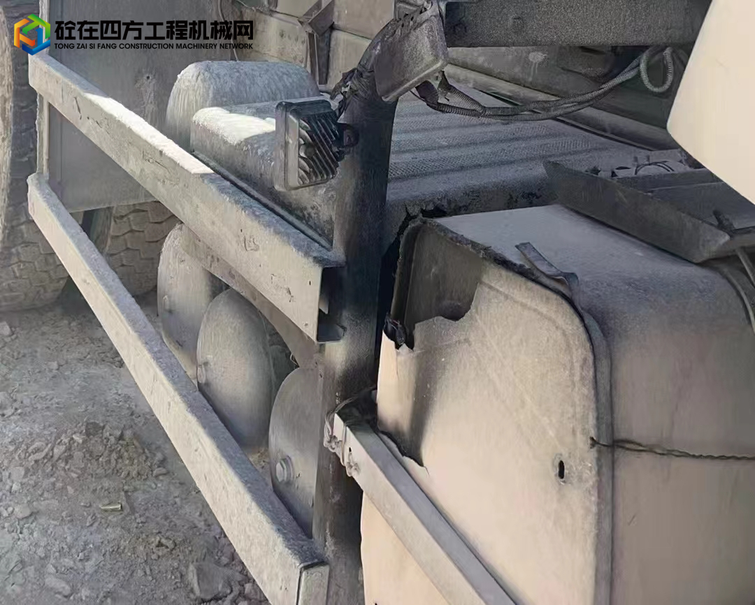 https://images.tongzsf.com/tong/truck_machine/20241014/1670c831519b83.jpg