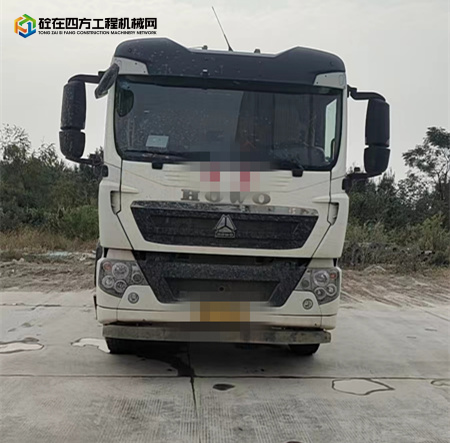 https://images.tongzsf.com/tong/truck_machine/20241014/1670caa26ac24e.jpg