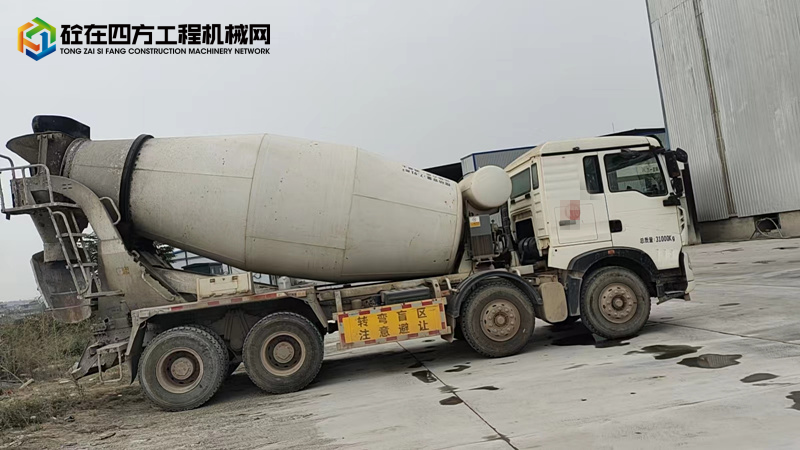 https://images.tongzsf.com/tong/truck_machine/20241014/1670caa2b0d8c2.jpg