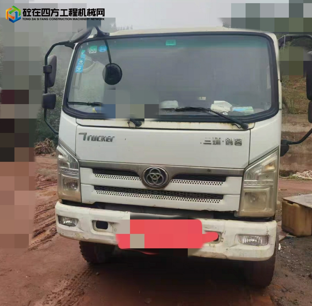 https://images.tongzsf.com/tong/truck_machine/20241014/1670cc7c915952.jpg