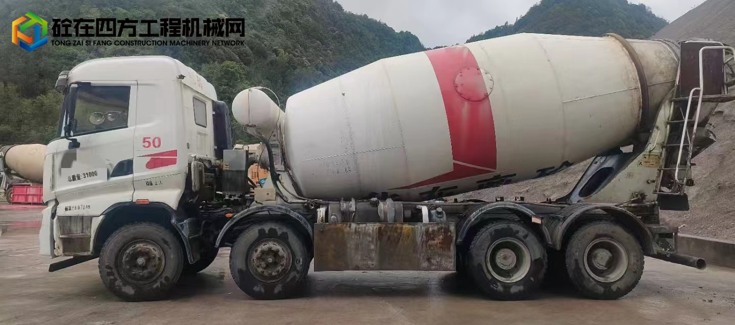 https://images.tongzsf.com/tong/truck_machine/20241014/1670cd9b69a8b7.jpg