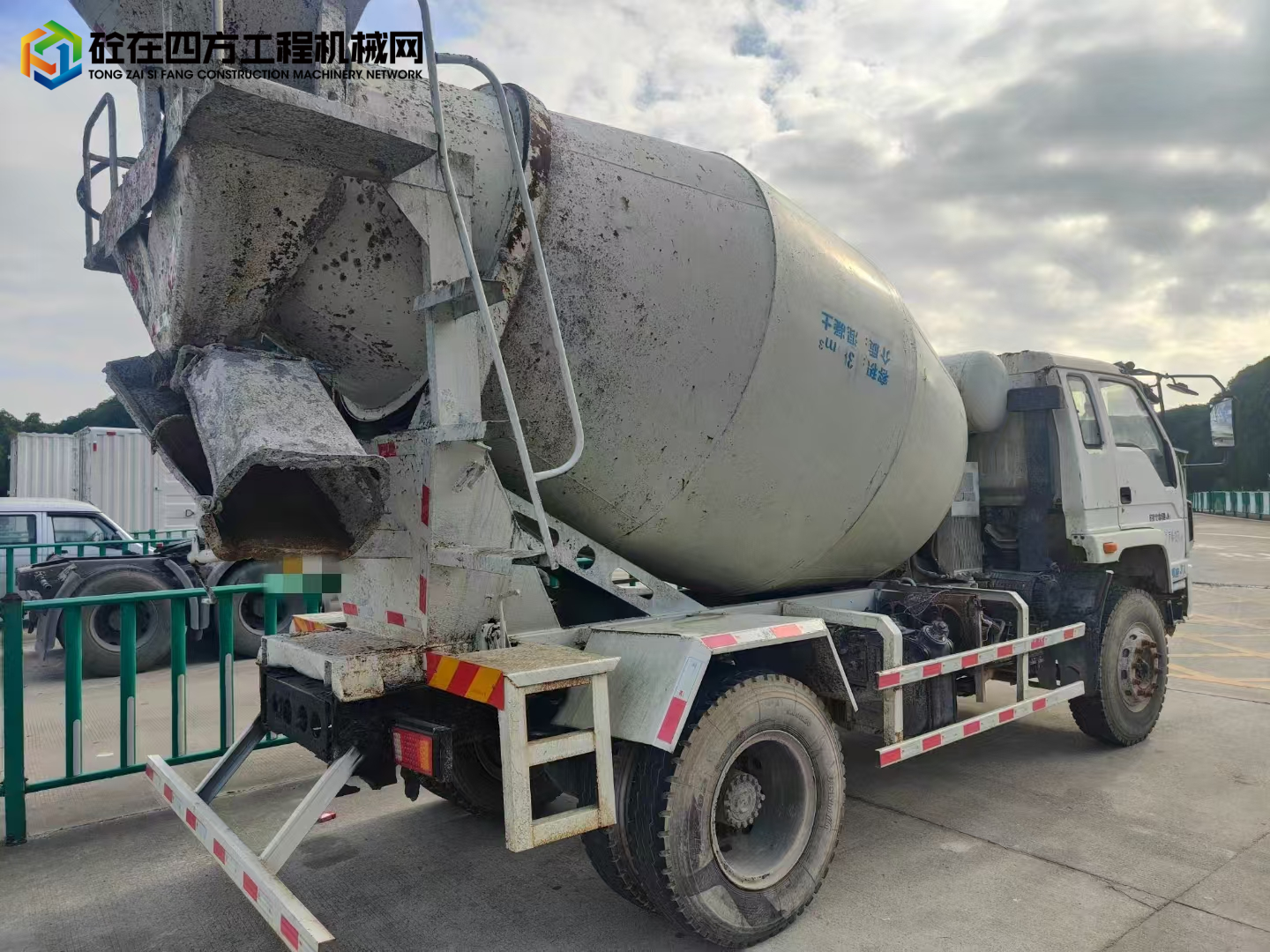 https://images.tongzsf.com/tong/truck_machine/20241017/16710690a37401.jpg
